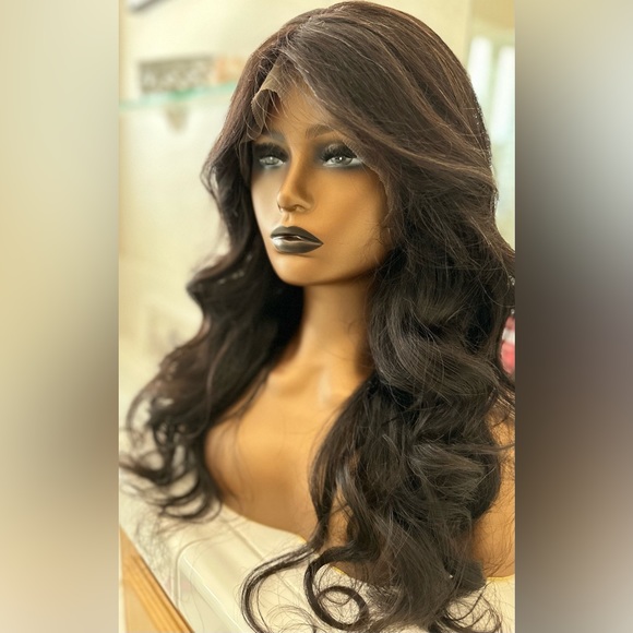 Pre styled 💯% human hair 13x6 natural brown lace frontal 26 inch wig - Picture 5 of 15